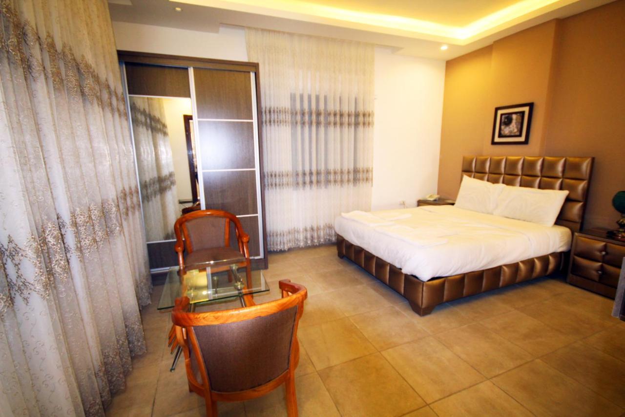 سما عمان للشقق الفندقية Sama Amman Hotel Apartments エクステリア 写真